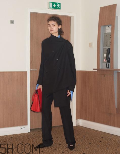 balenciaga巴黎世家2018度假系列怎么樣_好看嗎？