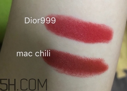 mac小辣椒和迪奧999一樣嗎？mac chili和dior999試色對(duì)比