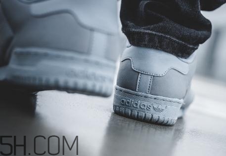 yeezy powerphase grey國內(nèi)發(fā)售店鋪有哪些？