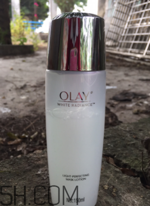 Olay15秒面膜水可以白天用嗎？能見(jiàn)光嗎？