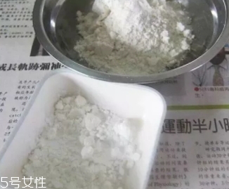 蘿卜丸子用什么粉？面粉還是淀粉？