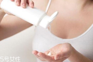 去角質(zhì)身體乳該怎么挑選？認(rèn)準(zhǔn)甘醇酸濃度最重要