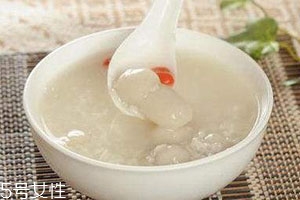 醪糟湯圓上火嗎 適量不會(huì)上火