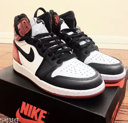 aj 1黑腳趾多少錢？aj 1黑腳趾市場(chǎng)價(jià)格