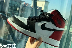 aj 1黑腳趾多少錢？aj 1黑腳趾市場(chǎng)價(jià)格