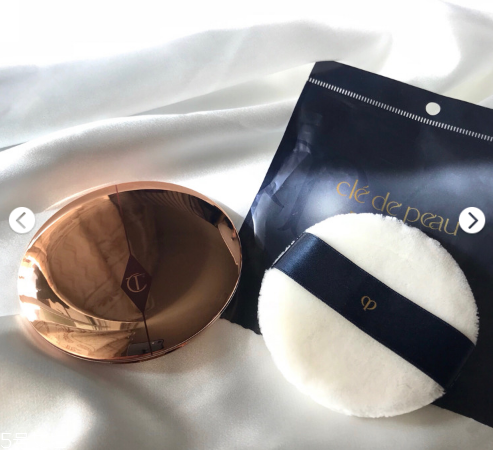 charlotte tilbury無(wú)暇極細(xì)蜜粉餅多少錢 ct極細(xì)無(wú)暇粉餅