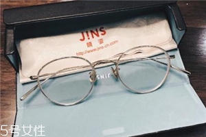 jins眼鏡多少錢？jins眼鏡價(jià)格