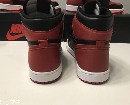 aj1禁穿真假對(duì)比 完美避開(kāi)假貨