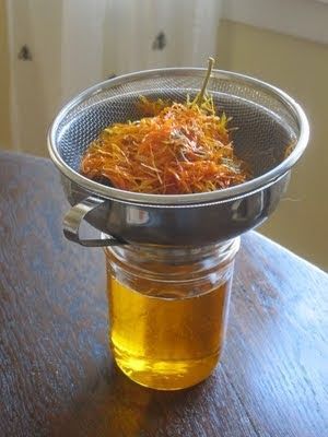 金盞花護(hù)膚品自制教程 3樣diy金盞花護(hù)膚品