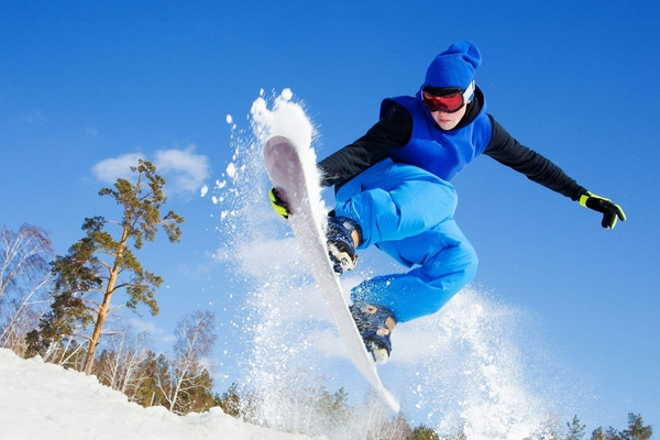 滑雪是什么運(yùn)動 超刺激的運(yùn)動