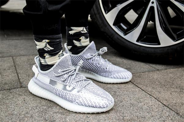 yeezy 350 static怎么預約 最全搶購攻略