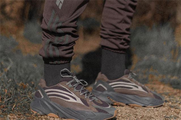 yeezy 700 geode什么時(shí)候發(fā)售 椰子新配色來(lái)襲