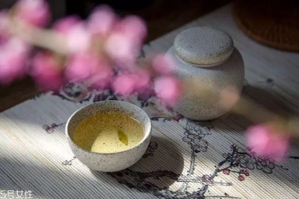 徑山茶的價(jià)格多少錢一斤 徑山茶價(jià)格