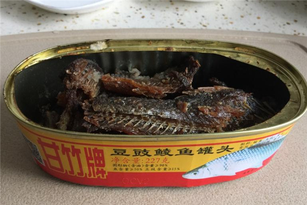 豆豉鯪魚罐頭打開后能放多久 豆豉鯪魚罐頭保質期