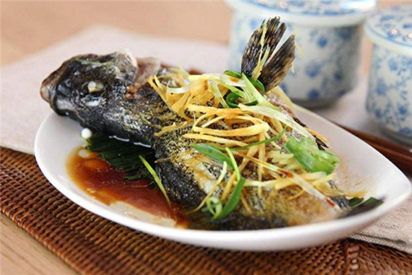 石斑魚(yú)能給寶寶吃嗎 適量食用有好處