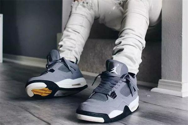 aj4 cool grey開箱測(cè)評(píng) aj4酷灰復(fù)刻開箱實(shí)物圖