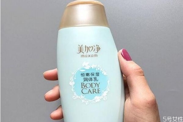 身體乳是擦干身體用還是直接用 洗澡后身體乳什么時(shí)間涂