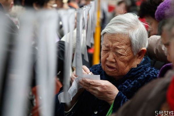 相親的好處有什么呢 年紀到了是否應(yīng)該去相親呢