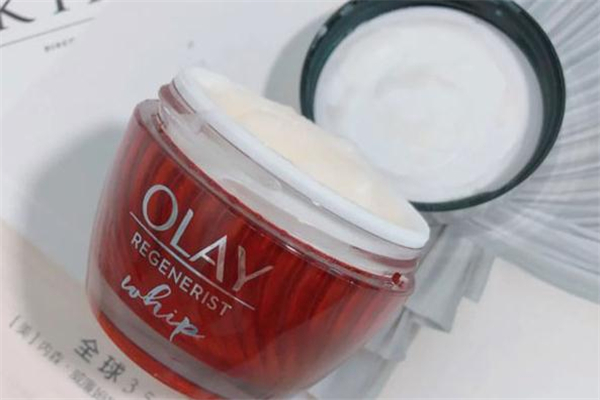 olay空氣霜適合什么膚質(zhì) olay空氣霜適合什么年齡