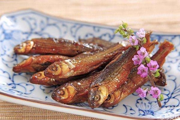 麥穗魚(yú)應(yīng)該沒(méi)在挑選呢 麥穗魚(yú)怎么做好吃呢