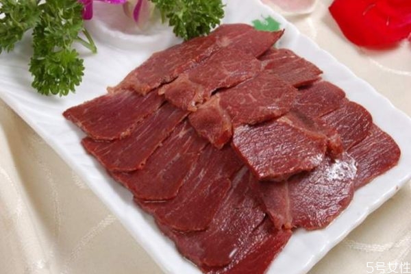 驢肉是白肉嗎 驢肉怎么做營養(yǎng)價(jià)值高呢