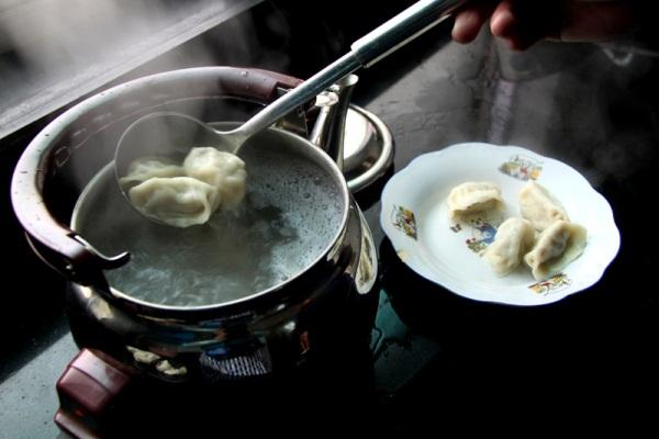 餃子怎么煮好吃 餃子怎么煮不會(huì)爛