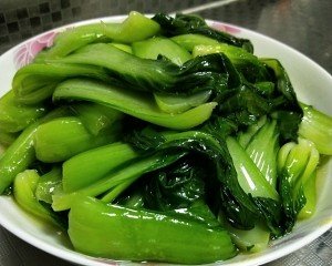 通風(fēng)可以吃油菜炒香菇呢 油菜是大火炒還是小火