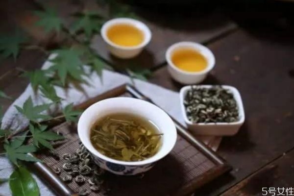 什么時候喝茶最好 茶應(yīng)該什么時候喝