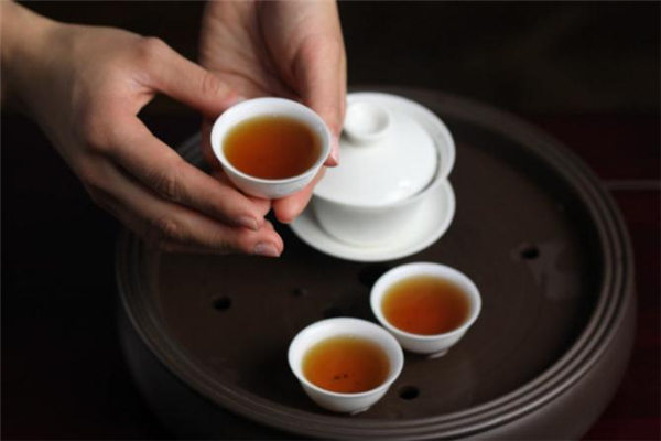 喝濃茶會(huì)便秘嗎 便秘的人能喝濃茶嗎