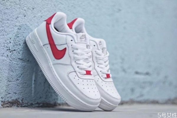 nike air force1夏天穿熱不熱 空軍一號和aj哪個檔次高