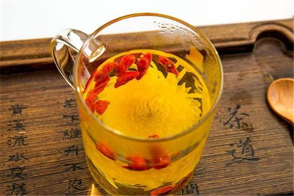 菊花茶可以一直泡著嗎 菊花茶泡多長(zhǎng)時(shí)間最好