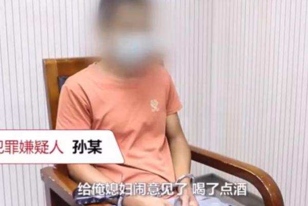 男子為尋妻在小區(qū)門口設靈堂 夫妻矛盾最好的解決方式